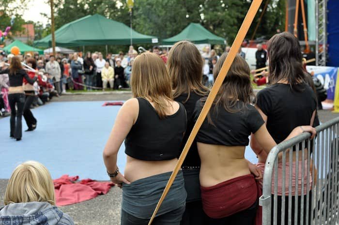 Mimo chłodu udana zabawa pod Chojnikiem