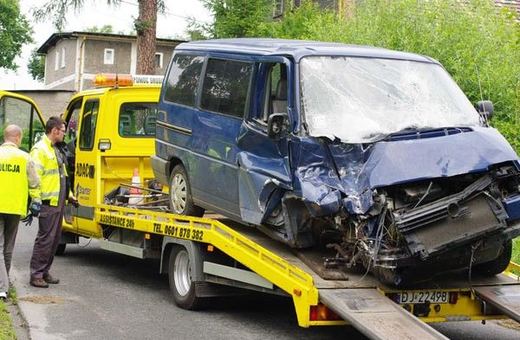 Wypadek śmieciarki: są poszkodowani
