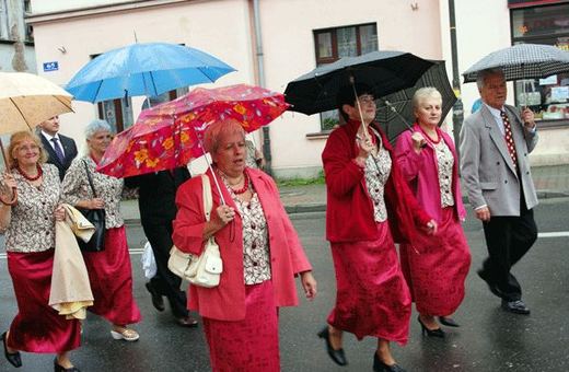 Kryształowy Weekend w strugach deszczu