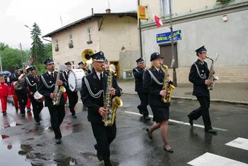 Kryształowy Weekend w strugach deszczu