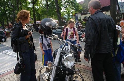 Parada Harleyów w mgnieniu oka