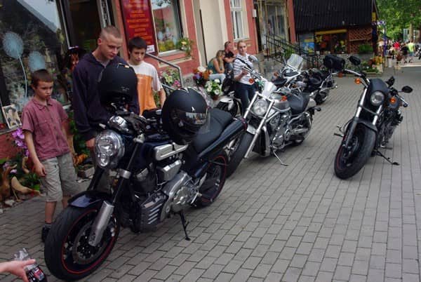 Parada Harleyów w mgnieniu oka
