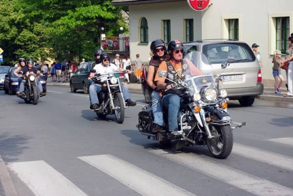 Parada Harleyów w mgnieniu oka