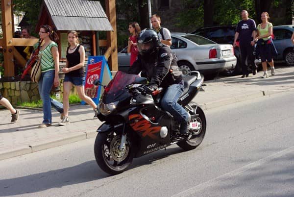 Parada Harleyów w mgnieniu oka