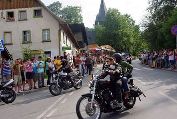Parada Harleyów w mgnieniu oka