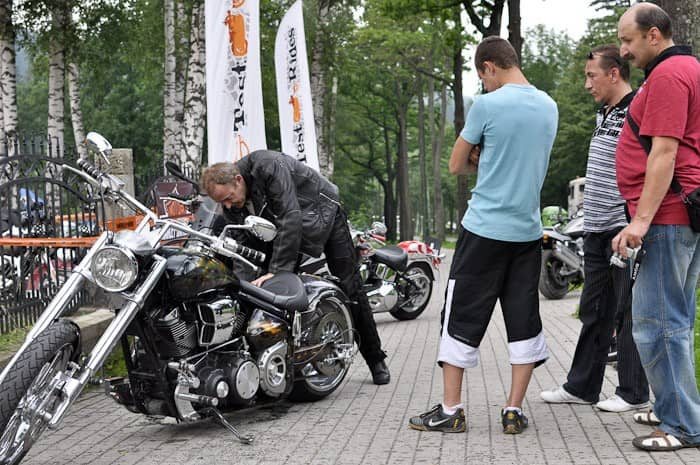Parada Harleyów w mgnieniu oka