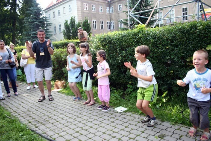 Roztańczony Park Zdrojowy w błocie
