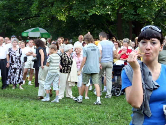 Roztańczony Park Zdrojowy w błocie