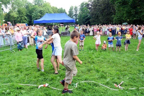 Roztańczony Park Zdrojowy w błocie