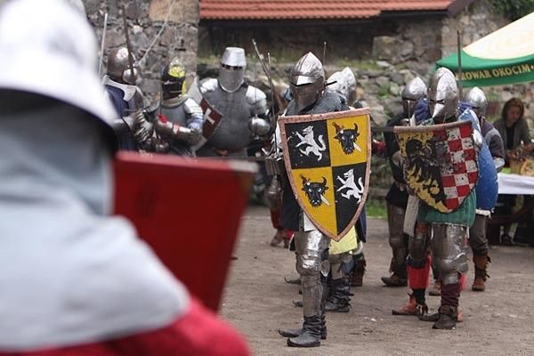Walczą o srebrny pierścień kasztelański