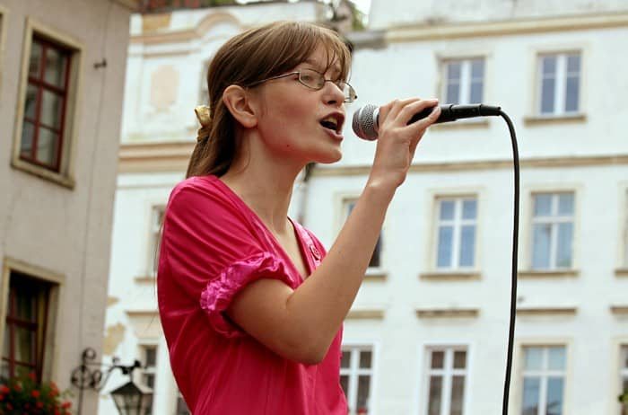Wakacje bezpieczne, rozśpiewane, roztańczone!