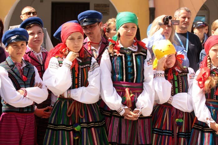 Wakacje bezpieczne, rozśpiewane, roztańczone!