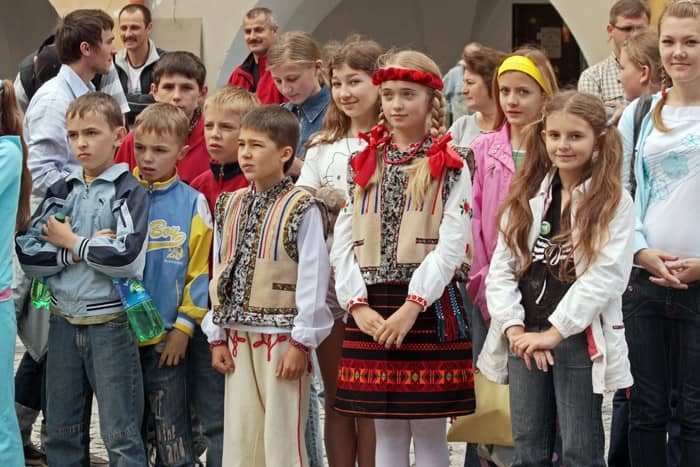 Wakacje bezpieczne, rozśpiewane, roztańczone!