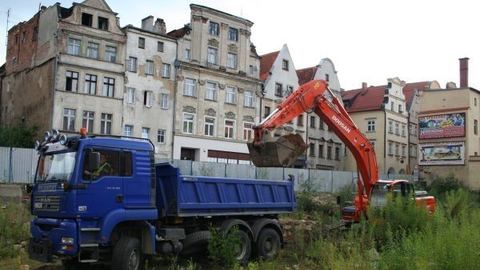 Wbili pierwsze łopaty pod Pasaż Grodzki