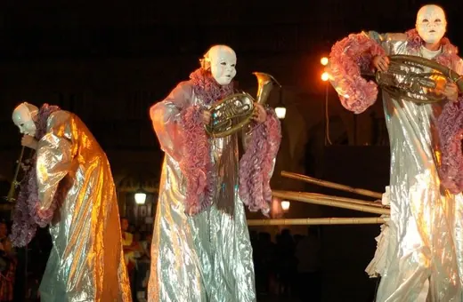 „Wiśniowy sad” na teatrach ulicznych