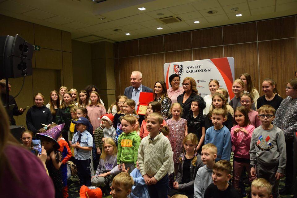 Noworoczna radość dzieci z rodzin zastępczych