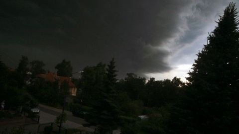 Huragan nad Jelenią Górą – są ofiary w ludziach? – video