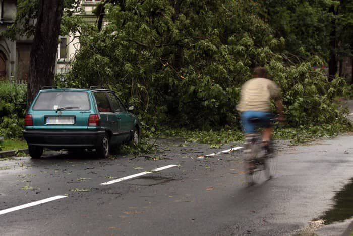 Huragan nad Jelenią Górą – są ofiary w ludziach? – video