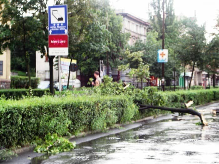 Huragan nad Jelenią Górą – są ofiary w ludziach? – video