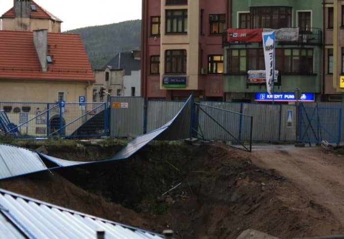Huragan nad Jelenią Górą – są ofiary w ludziach? – video