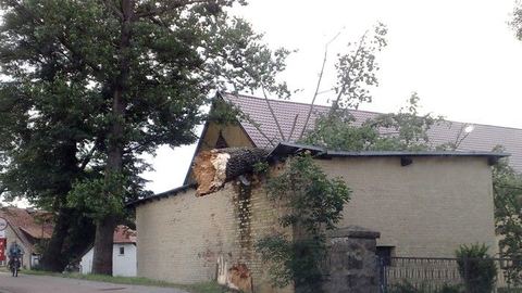 Szacunek strat i usuwanie szkód po nawałnicy