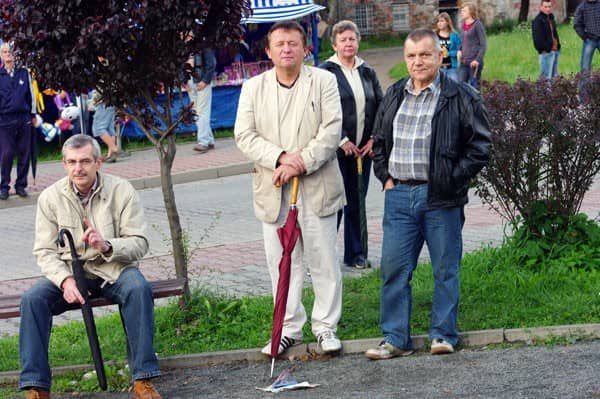 Nad Jedlicą zabawa z refleksją