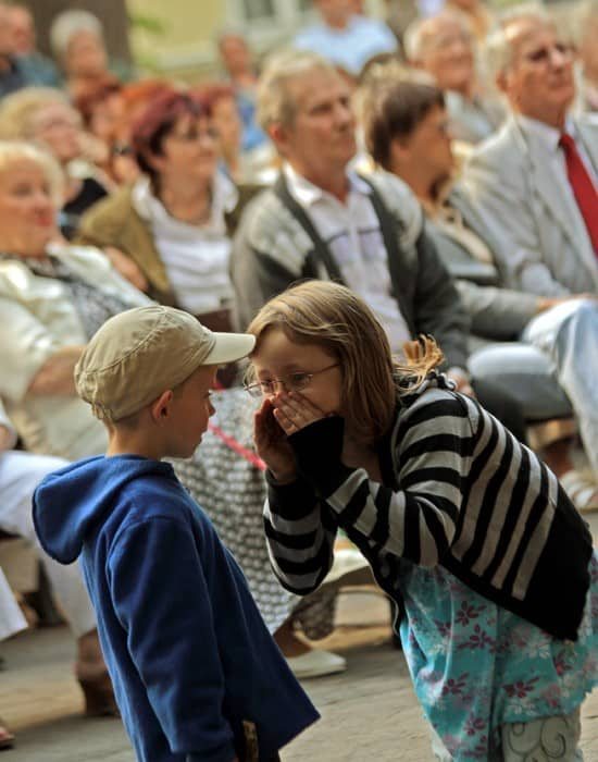 Przystań przy muszli, wsłuchaj się w jazz