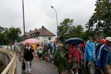 Pieszo do Częstochowy po łaski i w podzięce