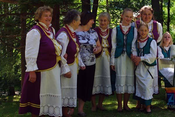 Feta w jubileusz przeprowadzki noblisty