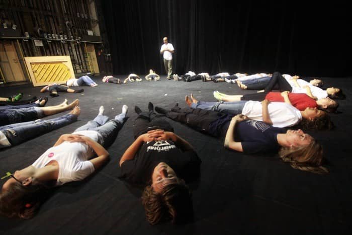 „Pamięć” młodych na deskach Teatru Norwida