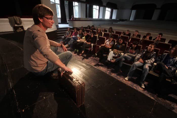 „Pamięć” młodych na deskach Teatru Norwida