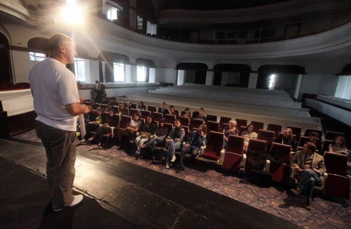 „Pamięć” młodych na deskach Teatru Norwida