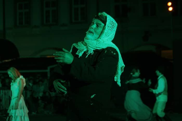 Barwne poszukiwanie sadu utraconego