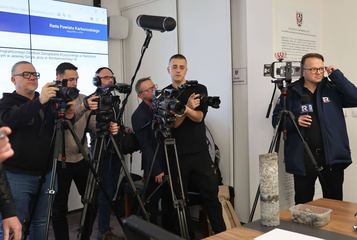 Wniosek o odwołanie starosty. Emocje i oskarżenia na sesji