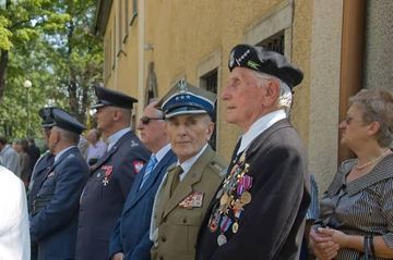 Chwała żołnierzom nie tylko w dniu ich święta
