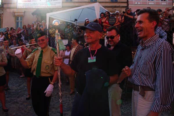 Wesoło w mieście „Samych swoich”