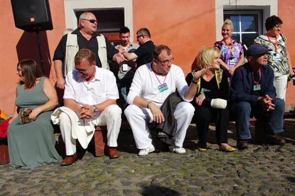 Wesoło w mieście „Samych swoich”