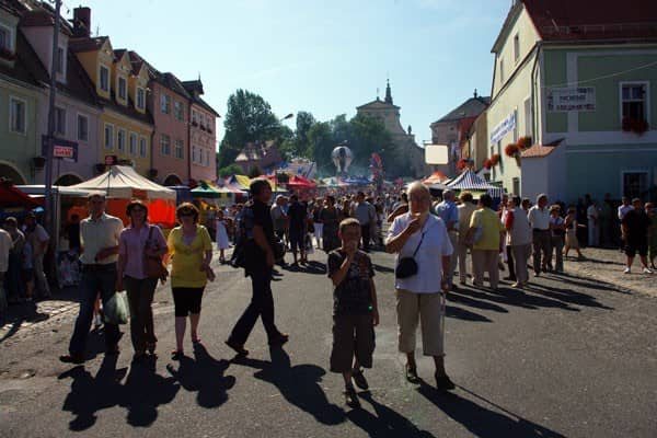 Wesoło w mieście „Samych swoich”