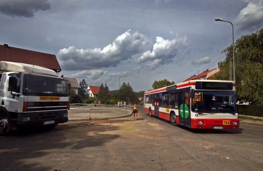 Asfaltowanie, czyli kłopoty w ruchu