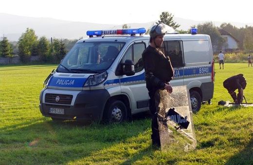 O krok od rozróby kiboli