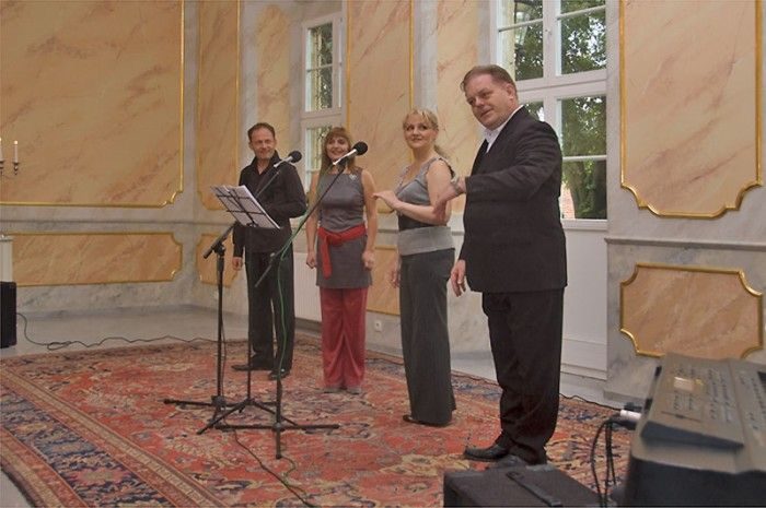 Przebojowy Pałac Łomnica