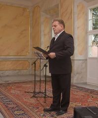 Przebojowy Pałac Łomnica