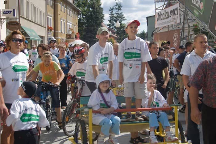 Kochają Jelenią Górę i ...rowery