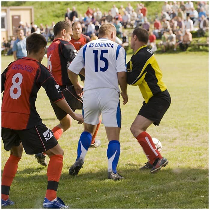 Fotorepotaż z krótką historią gola – KS Łomnica – Piast Dziwiszów 2–1