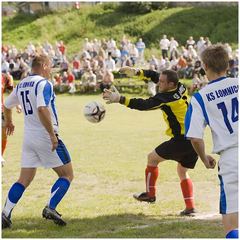 Fotorepotaż z krótką historią gola – KS Łomnica – Piast Dziwiszów 2–1