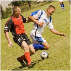 Fotorepotaż z krótką historią gola – KS Łomnica – Piast Dziwiszów 2–1
