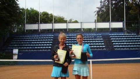 Brązowy medal jeleniogórskich tenisistek