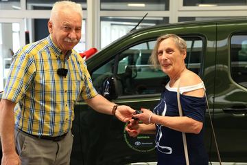 Nowe auta dla rodzin zastępczych