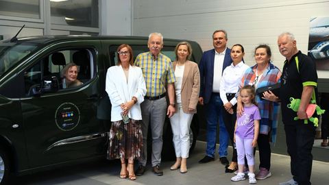 Nowe auta dla rodzin zastępczych