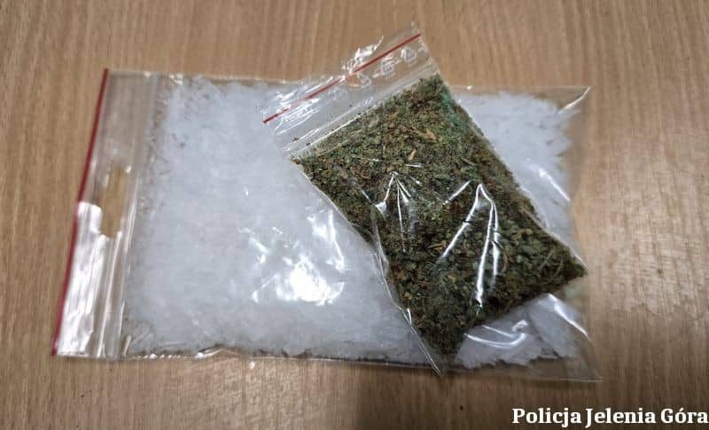 Policjanci znaleźli u niego w domu narkotyki